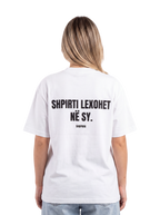 Shpirti lexohet ne sy